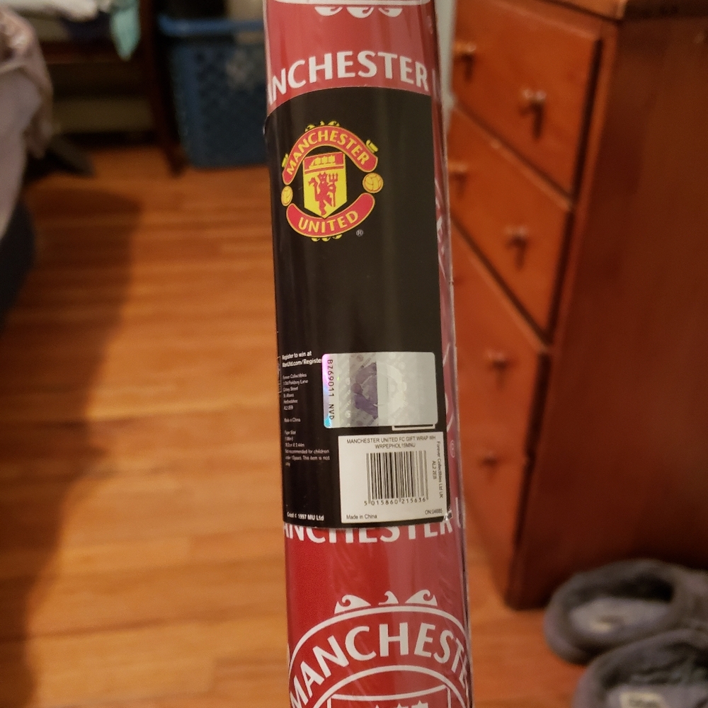 Manchester United Wrapping Paper/Gift Wrap